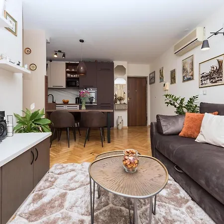 Chic Zoja Near With Free Parking Makarska