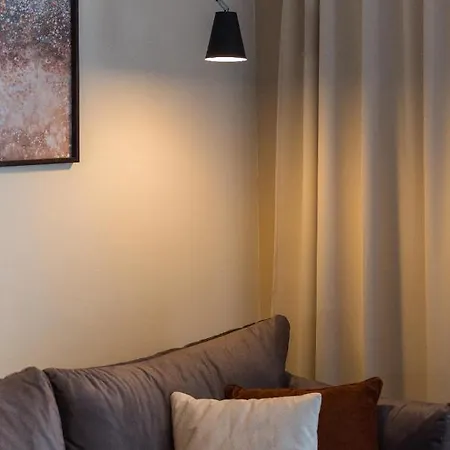 Chic Zoja Near With Free Parking Apartment Makarska